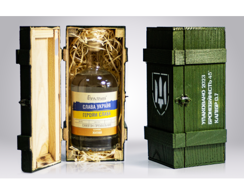 Premium Samohon Elderberry-Rye “Glory to Ukraine” in a gift box